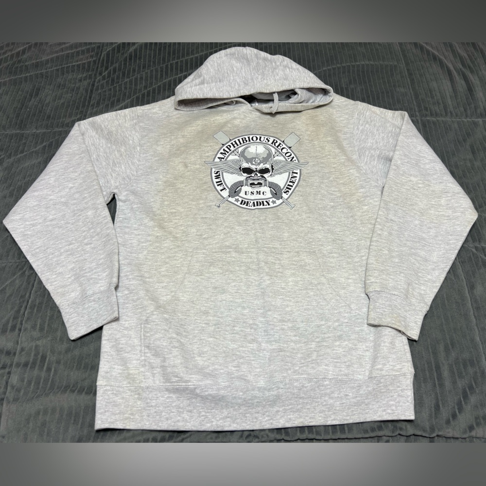USMC - Amphibious Reconnaissance Hoodie Men’s size MEDIUM